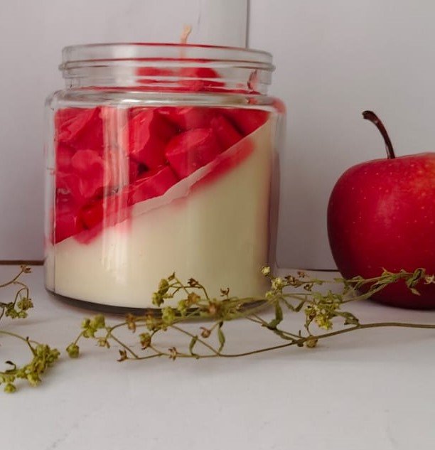 Supiksha Red & Cream Layered Decorative Jar Candle